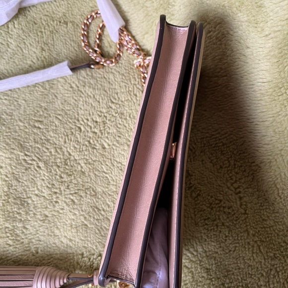 Tory Burch - Picture 9 of 9